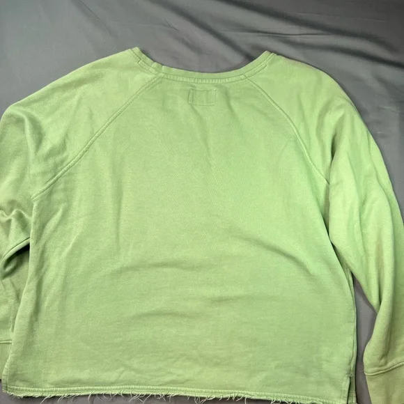 Pact Organic Cotton Green Cropped Sweatshirt, Womens M, Raw Hem Casual Cozy - Picture 8 of 8